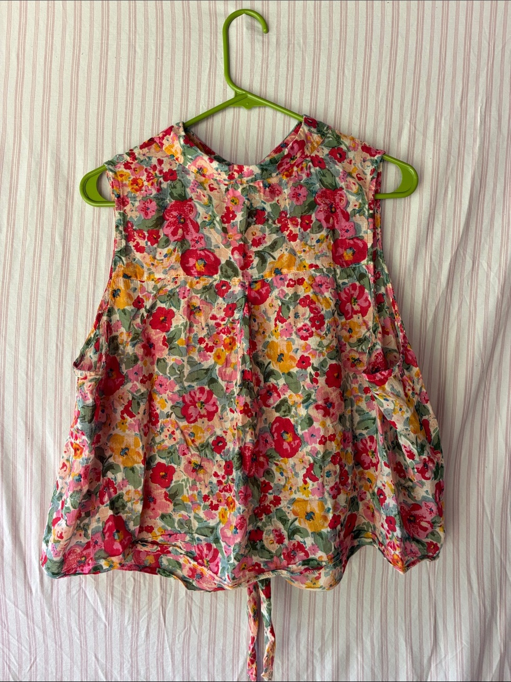 Natural Life: Floral Tie-Front Sleeveless Button-Up Top - Pink Multi - Picture 6 of 9